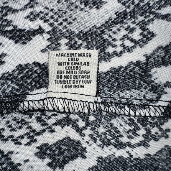 Miss Selfie Black & White Snakeskin Print Open Blazer – Size XL - Picture 5 of 9